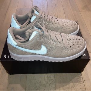 Nike Air Force 1 Flyknit Low